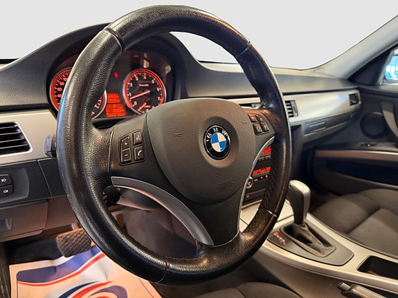 BMW 325i 11 of 18