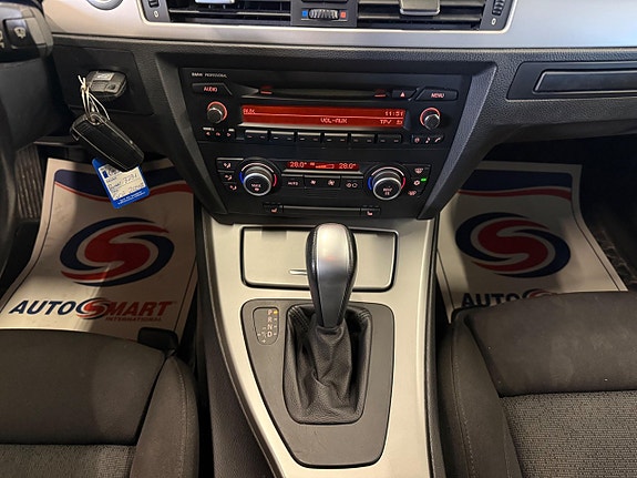 BMW 325i 14 of 18