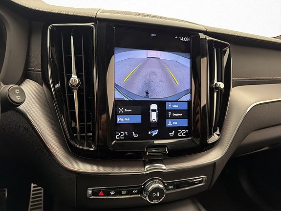 Volvo XC60 21 of 30