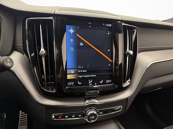 Volvo XC60 22 of 30