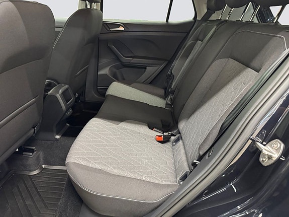 Volkswagen T-Cross 13 of 21