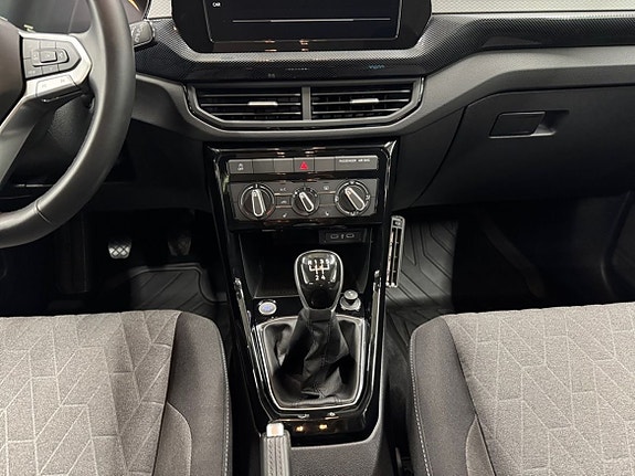 Volkswagen T-Cross 12 of 21