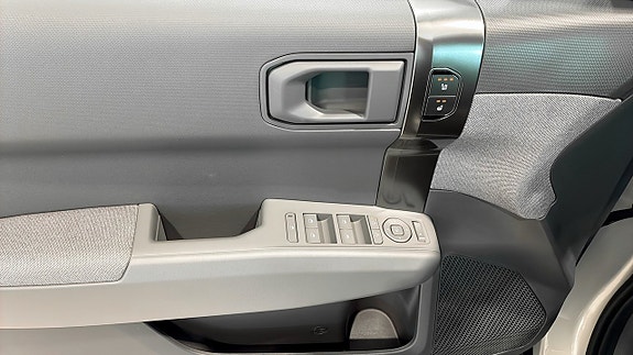 Kia EV3 11 of 15