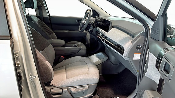 Kia EV3 3 of 15