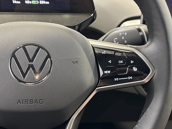 Volkswagen ID.4 15 of 19