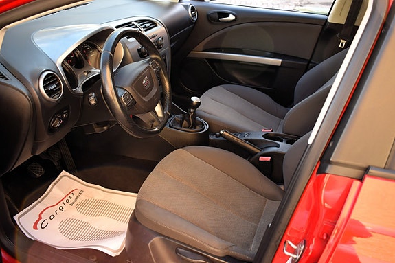 Seat Leon 9 of 10