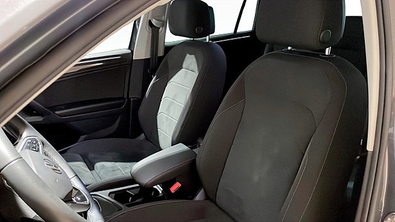 Volkswagen Tiguan 8 of 13