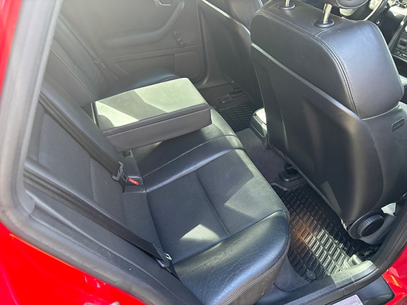 Audi A4 10 of 16