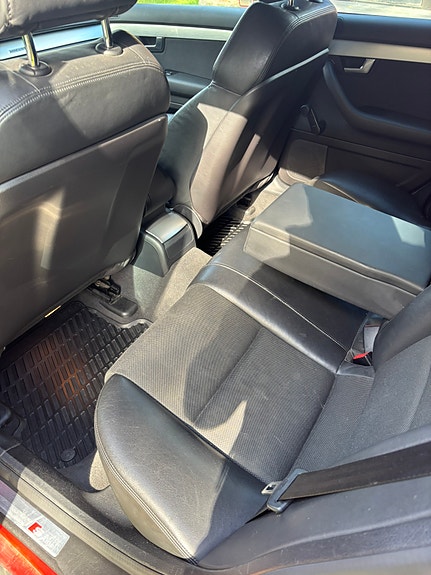 Audi A4 8 of 16