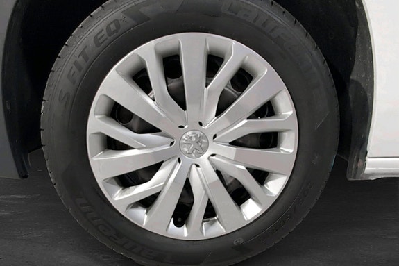Peugeot Partner 5 of 15