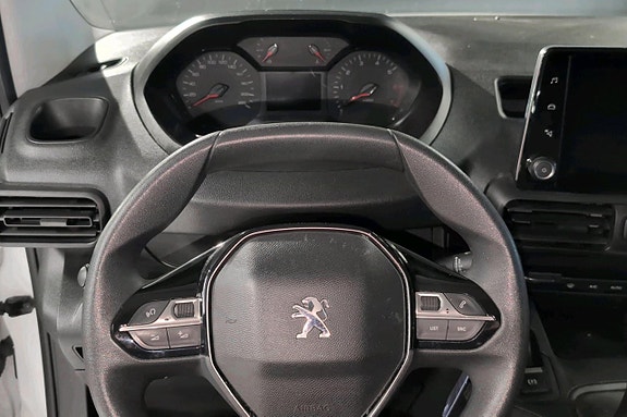 Peugeot Partner 8 of 15