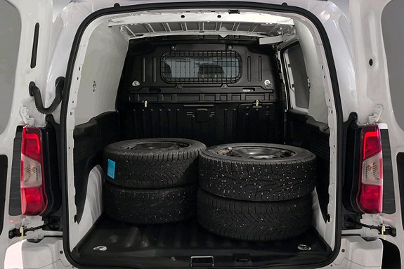 Peugeot Partner 13 of 15