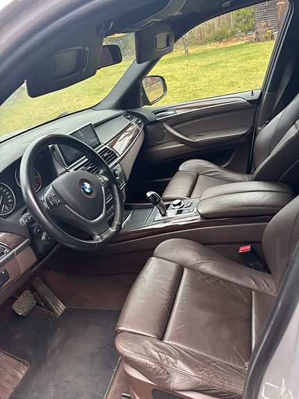 BMW X5 3 of 4