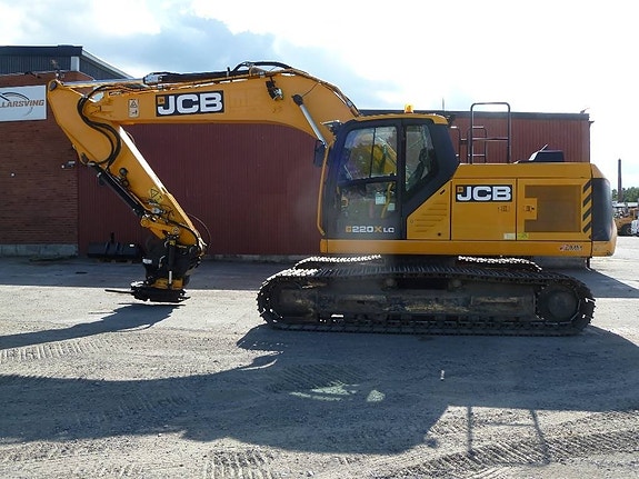JCB 220X LC 2 of 17