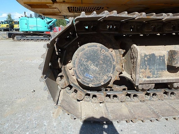 JCB 220X LC 16 of 17