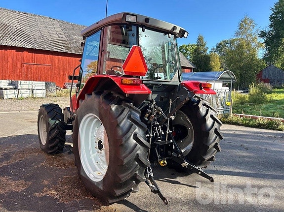 Traktor MASSEY FERGUSON 4 of 6