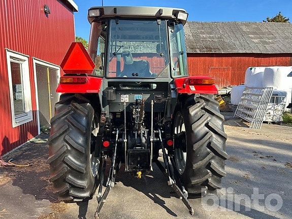 Traktor MASSEY FERGUSON 5 of 6
