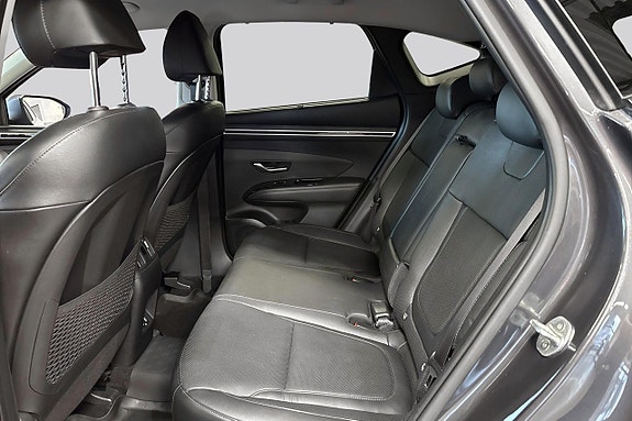 Hyundai Tucson 9 of 15
