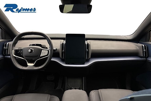 Volvo EX30 7 of 22