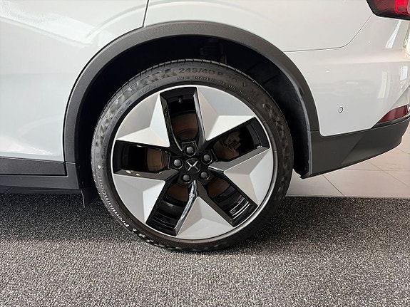 Polestar 2 24 of 27