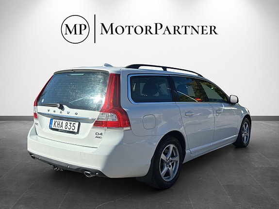 Volvo V70 7 of 23
