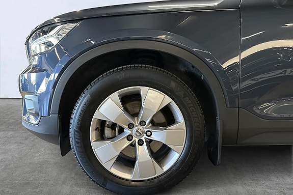 Volvo XC40 6 of 27
