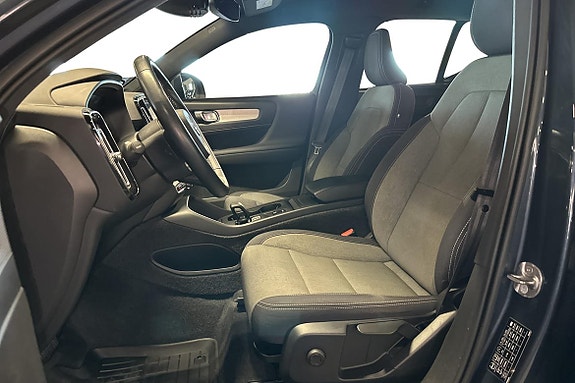 Volvo XC40 12 of 27