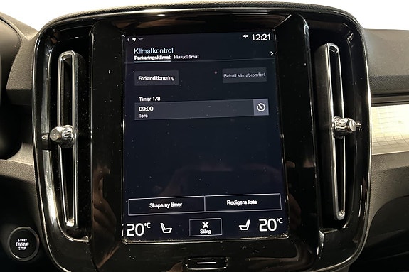 Volvo XC40 22 of 27