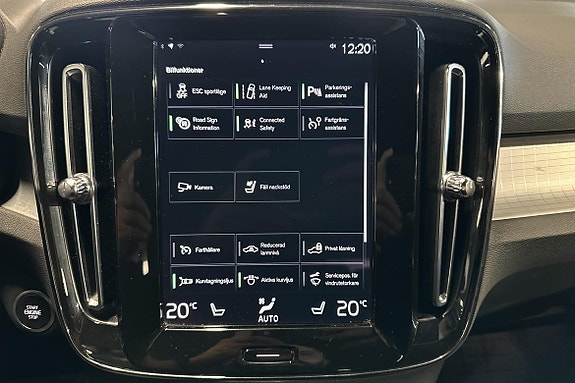 Volvo XC40 24 of 27