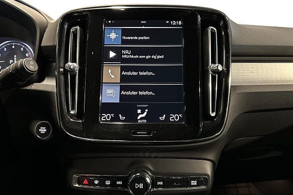 Volvo XC40 13 of 27