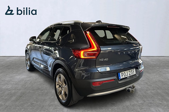 Volvo XC40 3 of 27