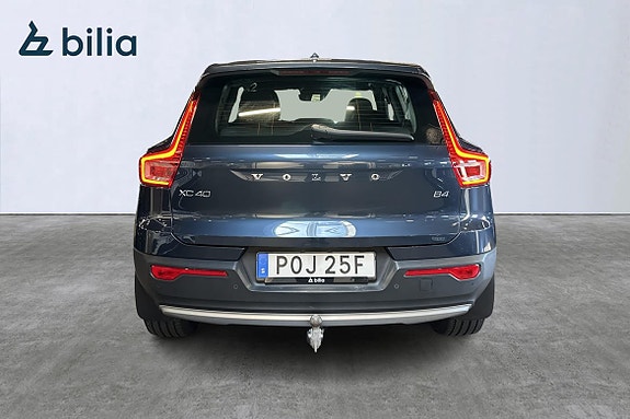 Volvo XC40 16 of 27