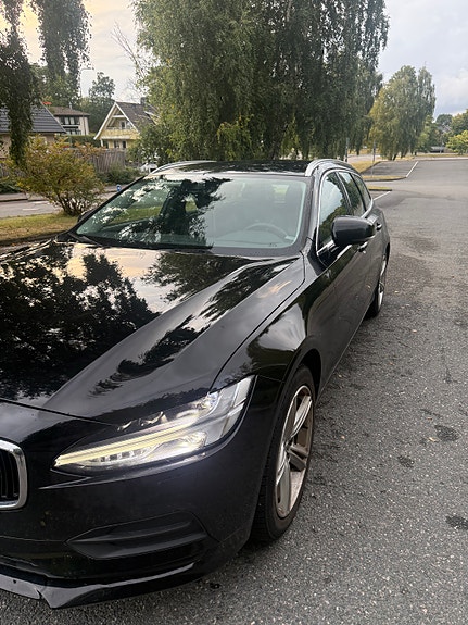 Volvo V90 3 of 9