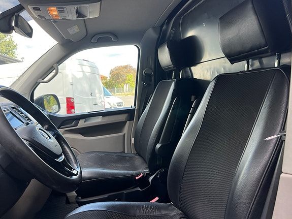 Volkswagen Transporter 11 of 14