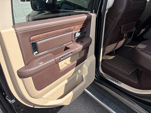 RAM 1500 10 of 14