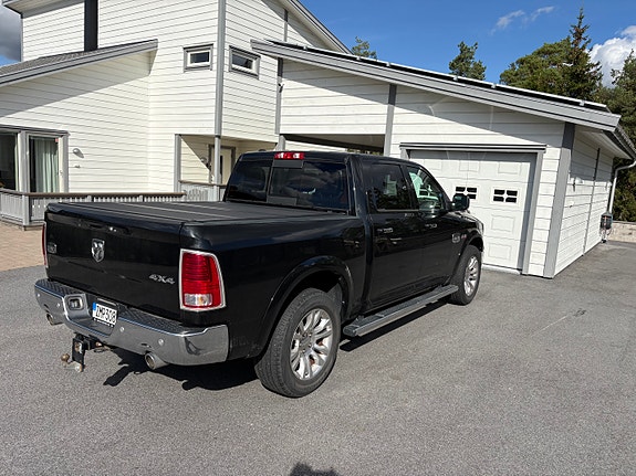 RAM 1500 5 of 14