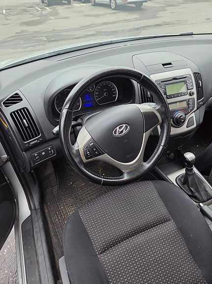 Hyundai i30 3 of 4