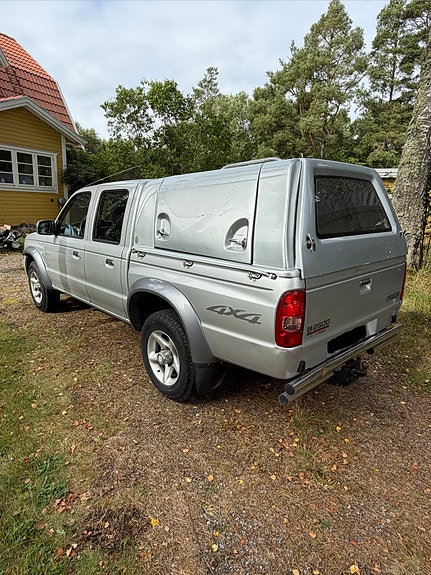 Mazda B2500 5 of 7