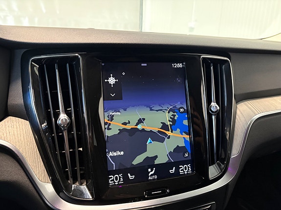 Volvo V60 16 of 27
