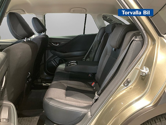 Subaru Outback 9 of 13