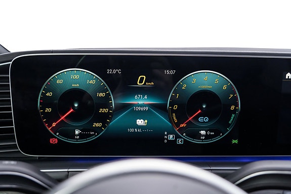 Mercedes-Benz GLE350 e 13 of 28