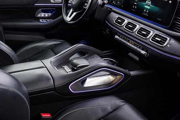 Mercedes-Benz GLE350 e 23 of 28