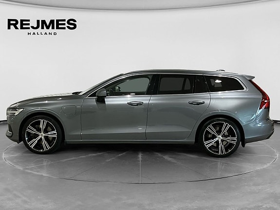 Volvo V60 3 of 16