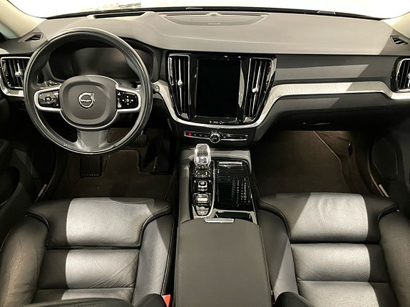 Volvo V60 6 of 16
