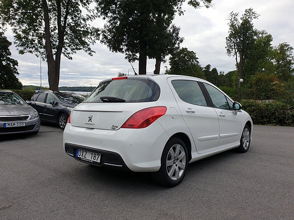 Peugeot 308 5 of 22