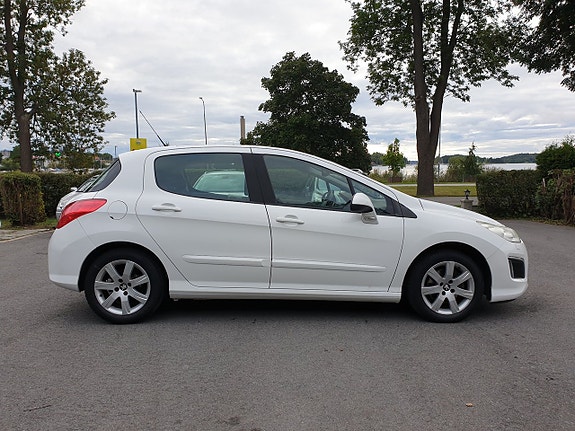 Peugeot 308 6 of 22