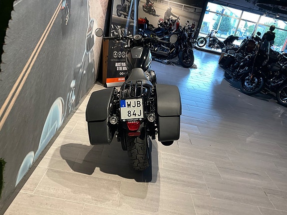 Harley-Davidson Nightster 4 of 6