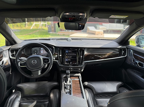 Volvo S90 7 of 9