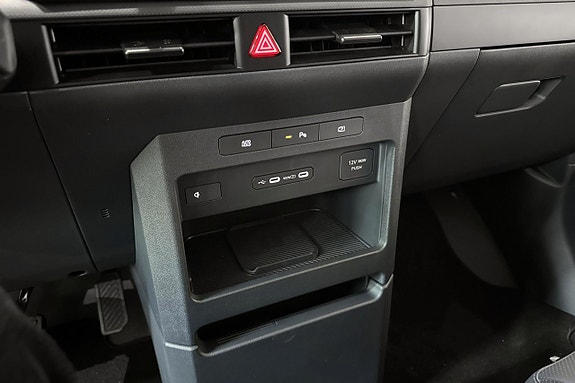 Kia PV5 17 of 28