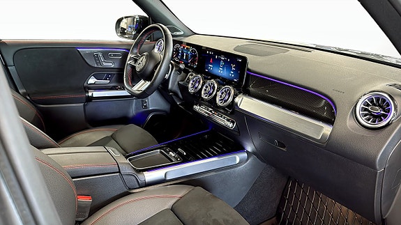 Mercedes-Benz GLB220 d 3 of 25